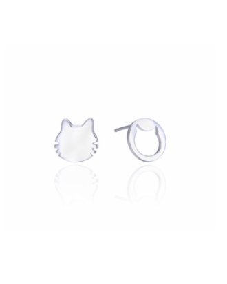 ear38