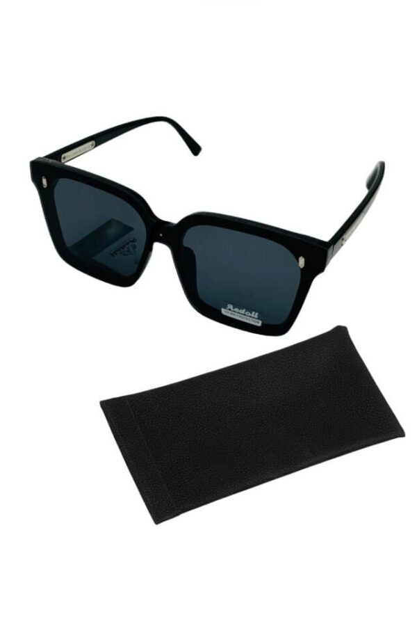 Ochelari de soare unisex Avery cu filtru UV 400, lentila neagra, brate negre, husa inclusa